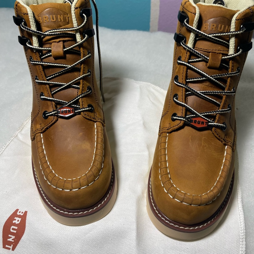 Women’s Brunt Boots